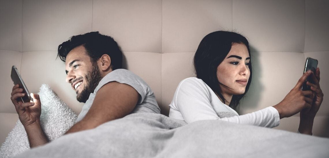 reseaux-sociaux-fidelite-couple